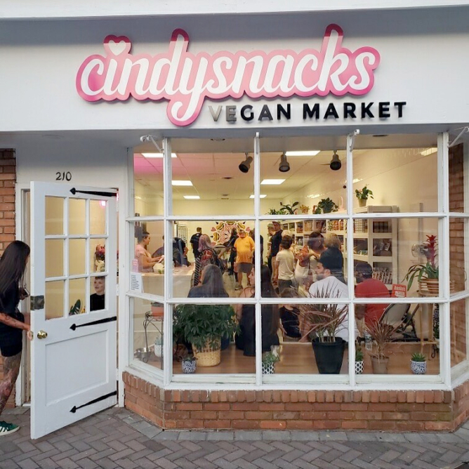 Cindysnacks Vegan Market storefront