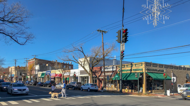 Huntington Village Holiday Retail