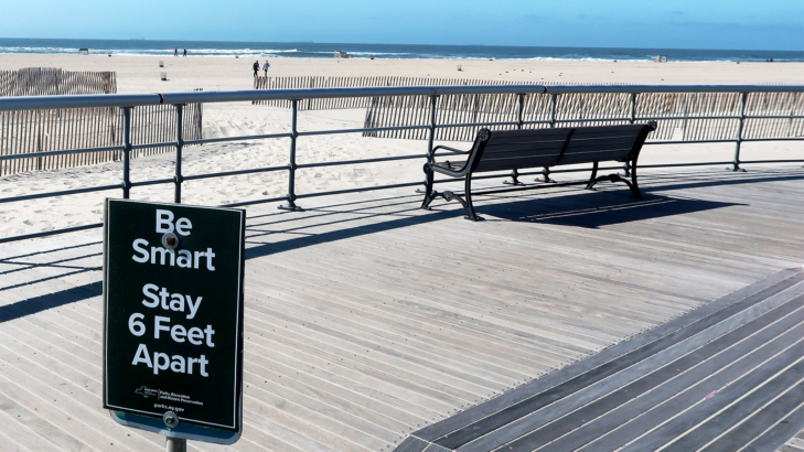 Jones Beach Social Distancing Sign